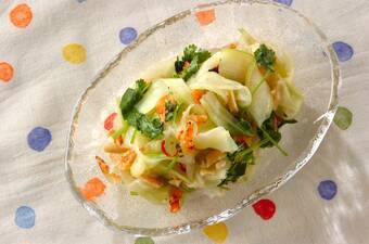 スライスセロリのエスニックサラダ