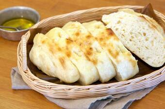 パン入門！どでかパン生地で作るフォカッチャ・ピザ