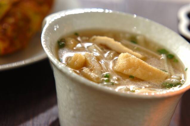 キノコとネギのみそ汁