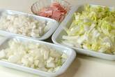 白菜のホワイトスープの下準備1