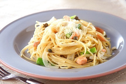 サーモンクリームパスタ