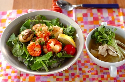 ガーリックシュリンプ丼の献立