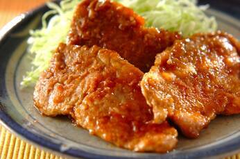 豚肉の黒酢ショウガ焼き