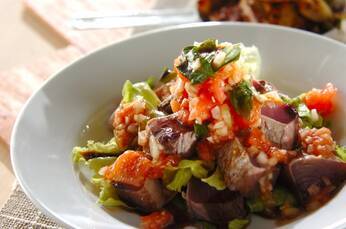 トマトソースがけ焼きカツオ