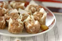 たっぷり肉シューマイ