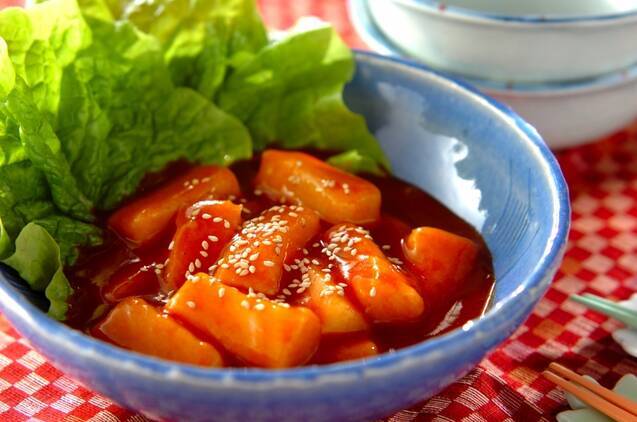 切り餅で手軽に甘辛トッポギ  by 杉山 遊さん