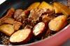 豚こま肉とサツマイモのママレード煮の作り方の手順3