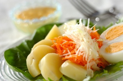 セロリとニンジンの手作りマヨネーズ・サラダ