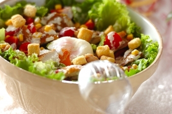 テリヤキチキンのシーザーサラダ