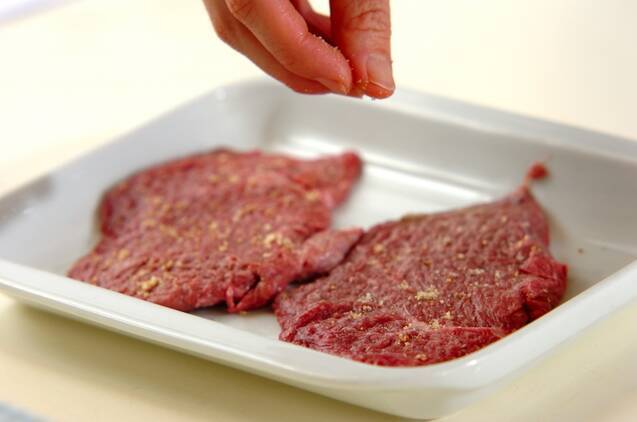 牛カツレツ風の献立の作り方の手順3