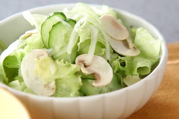 マッシュルームサラダ