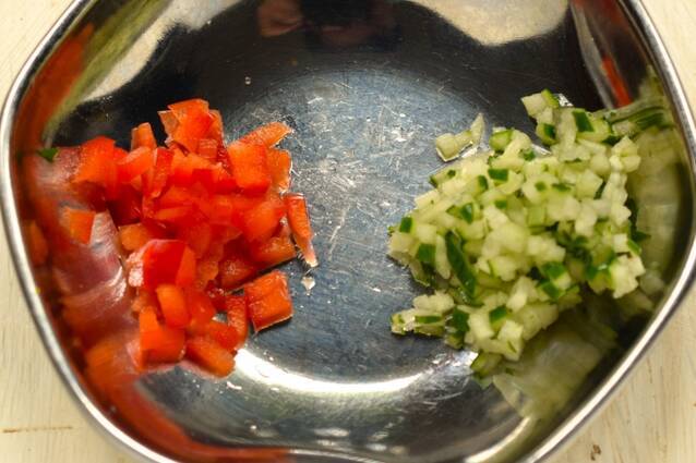 ほてりを冷まして抗酸化チャージ 冷製スープ・ガスパチョの作り方の手順2