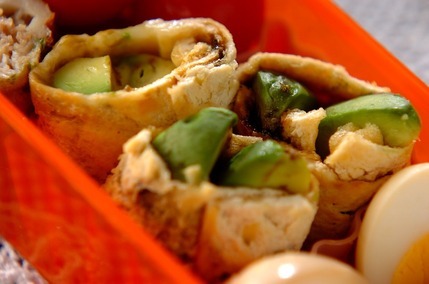 油揚げのアボカドチーズロール