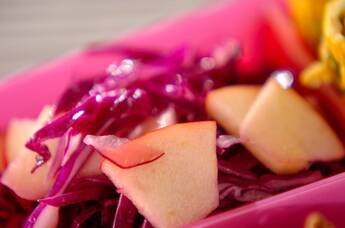 紫キャベツのエスニックマリネ