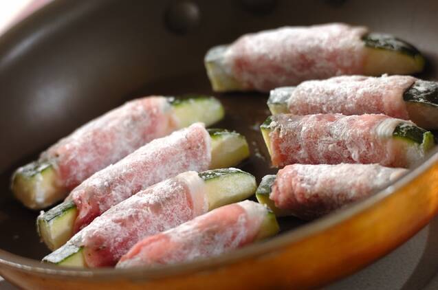 豚肉のズッキーニ巻きの作り方の手順3