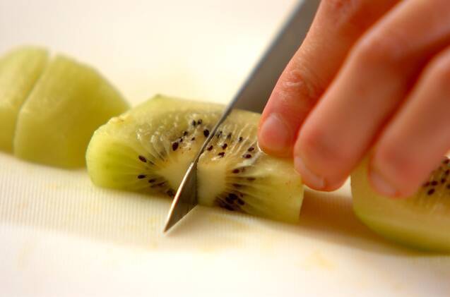 フルーツピンチョスの作り方の手順1