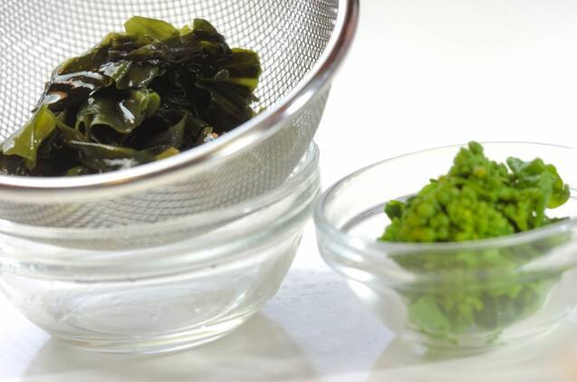 アサリとワカメのお吸いものの作り方の手順2