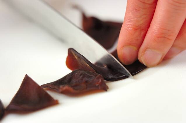 揚げ鶏ささ身の黒酢あん炒めの作り方の手順4