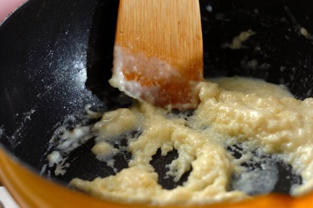 カブとカキのクリーム・シチューの作り方の手順5