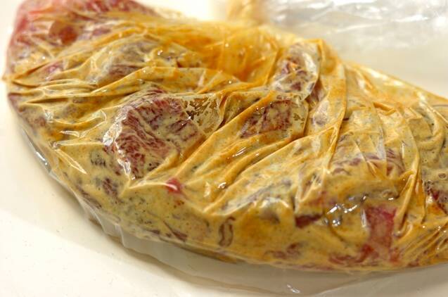 牛肉のカレーブロシェットの作り方の手順1