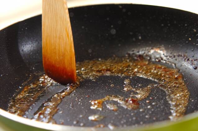 骨付きもも肉のバジルレモン焼きの作り方の手順3