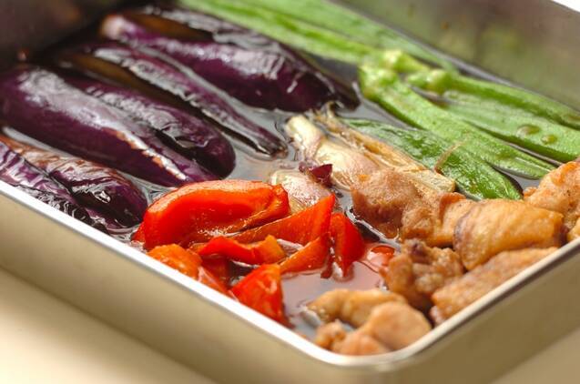 鶏肉と夏野菜の揚げびたしの作り方の手順5