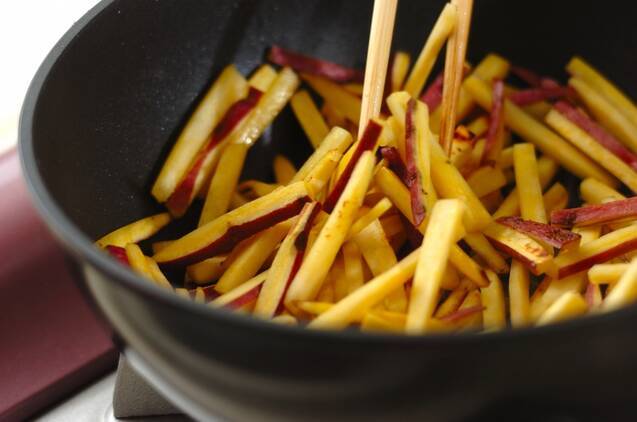 サツマイモの塩きんぴらの作り方の手順2