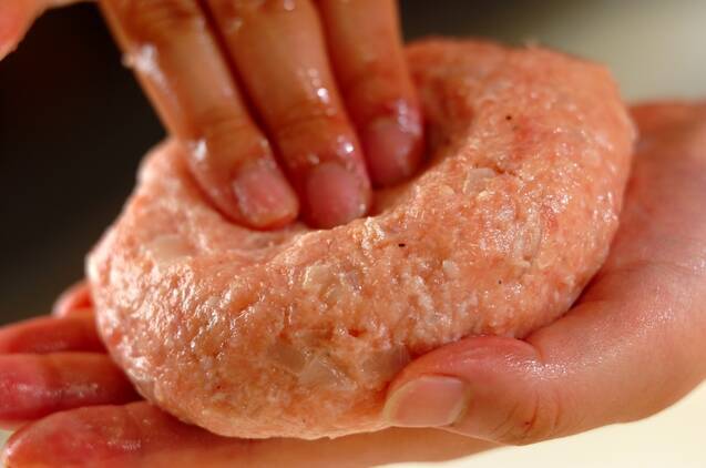 黄金比ソース！キノコのハンバーグの作り方の手順4