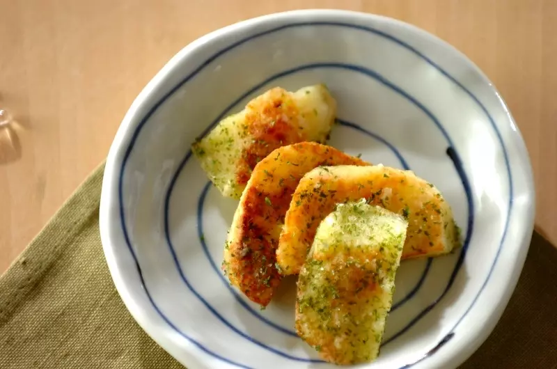 ジャガイモの磯辺焼き 副菜 レシピ 作り方 E レシピ 料理のプロが作る簡単レシピ