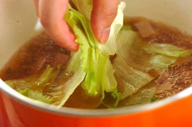 レタスのスープの作り方の手順3