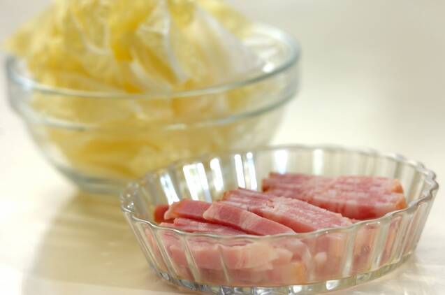 残り野菜とベーコンのスープの作り方の手順2