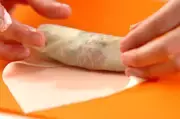 豚ニラ春巻きの作り方3
