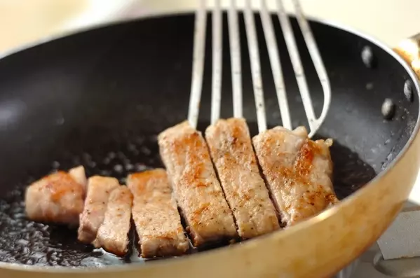 ご飯がとまらない!絶品ソースのトンテキの作り方3