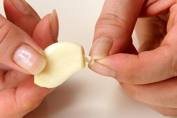 ガーリックライスの作り方の手順1