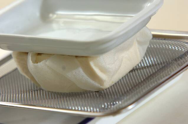 豆腐の塩炒めの作り方の手順1