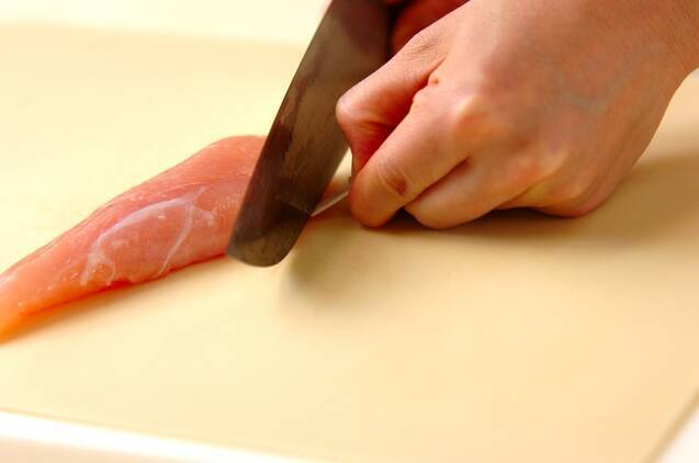 鶏ささ身のみぞれがけの作り方の手順1