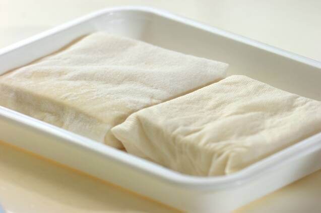 豆腐のキーマカレーの作り方の手順1