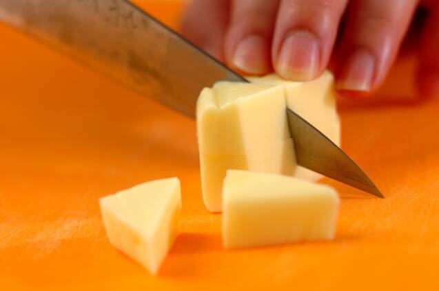 ペッパーチーズのカリカリ揚げの作り方の手順1