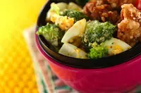 ブロッコリーの卵サラダ