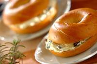 ラムレーズンとクリームチーズのベーグル