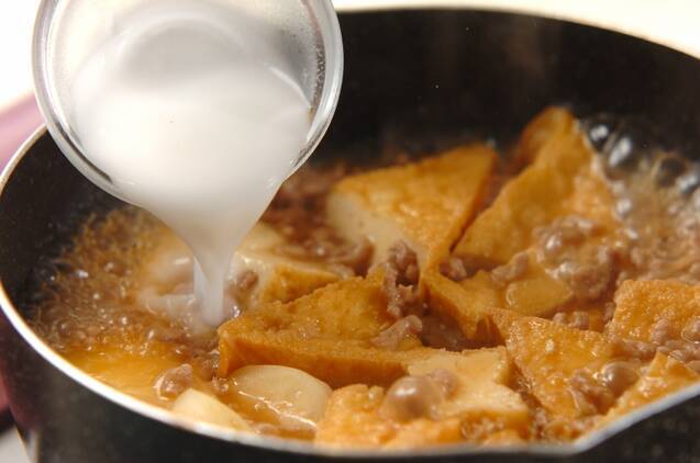 厚揚げとカブの豚そぼろ煮の作り方の手順5