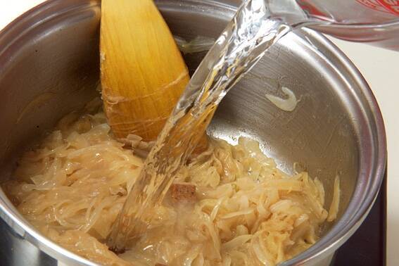 オニオンスープの作り方の手順4