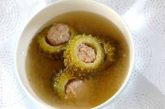 ゴーヤの肉詰めスープ