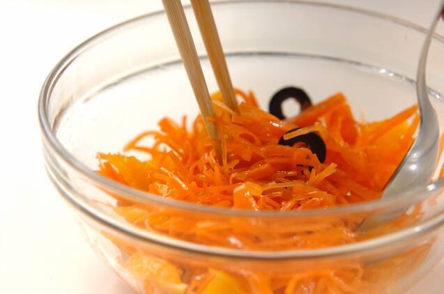 ニンジンとオレンジのサラダの作り方の手順4