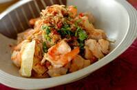 鶏のミークアン（ベトナム風麺料理）