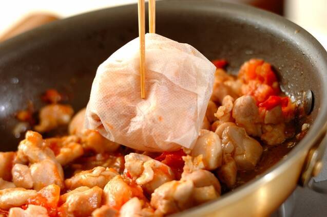 鶏のミークアン（ベトナム風麺料理）の作り方の手順7