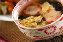 麩とワカメのかきたま汁