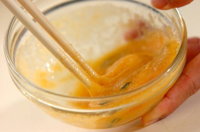 おから入り卵焼きの作り方の手順1