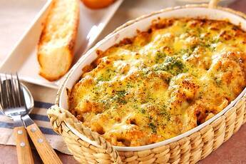 ミートソースのマカロニグラタン