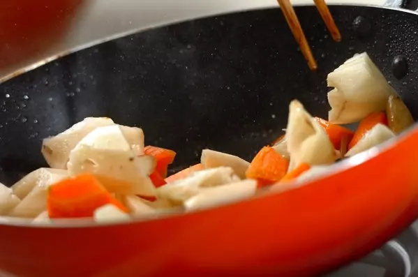 牛肉と根菜の煮物の作り方2